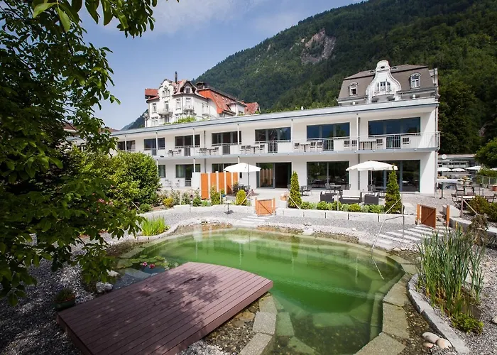 Carlton-Europe Vintage Adults Hotel